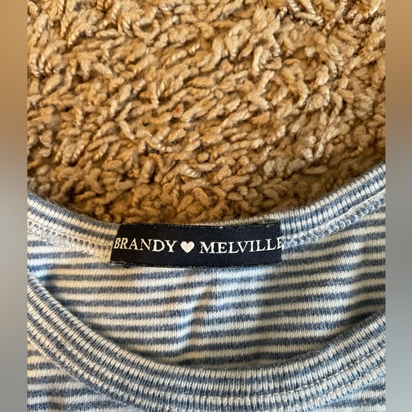 Brandy Melville Babydoll Tee - Picture 3 of 3